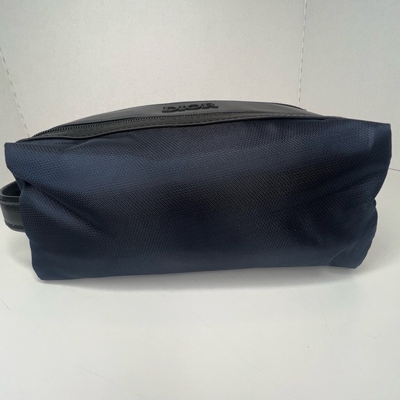 DIOR Men's Double Compartment Toiletry Travel Bag | BLACK NAVY BLUE | NEW!!🖤✔️ - Picture 3 of 14